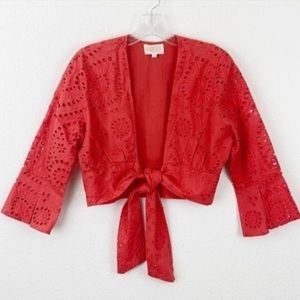 Beach Riot Tie Front Crop in Salmon